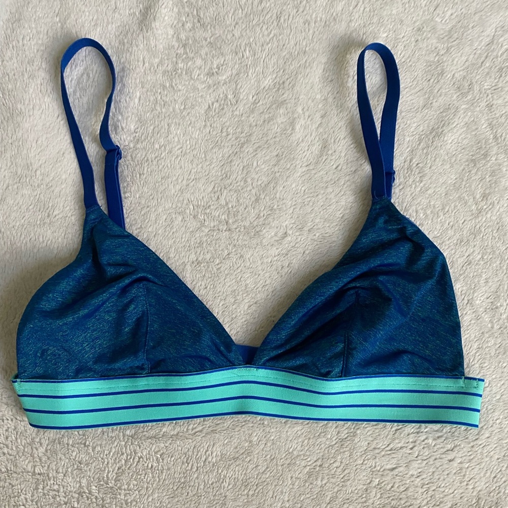BNWT Victorias Secret Bralette Size Small